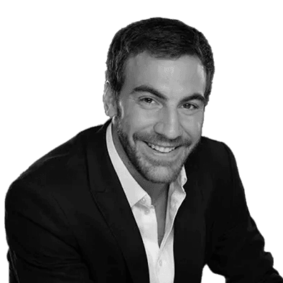 Santiago Bulat - Moderator / Economist